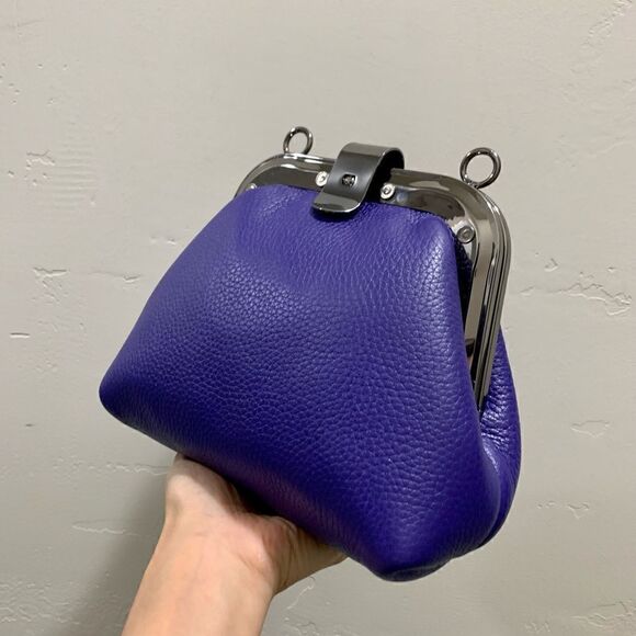 Premium Pebble Cowhide Handmade Unique Rivet Frame Handbag, with 2 Chain Styles - Picture 4 of 16